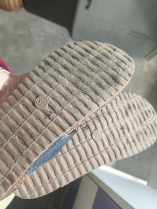 Lote 2 pares sandalias Alpargatas