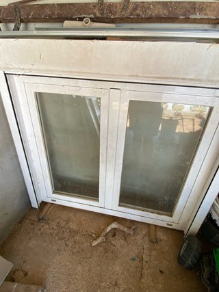 Ventana doble blanca
