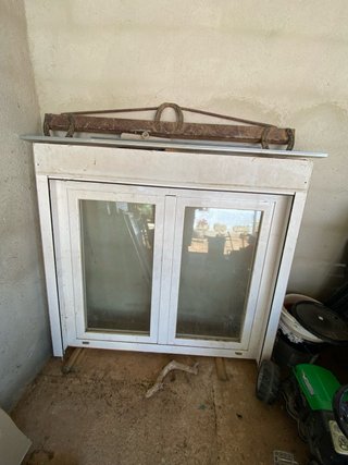 Ventana doble blanca