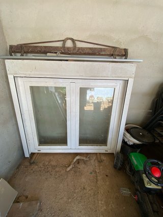 Ventana doble blanca