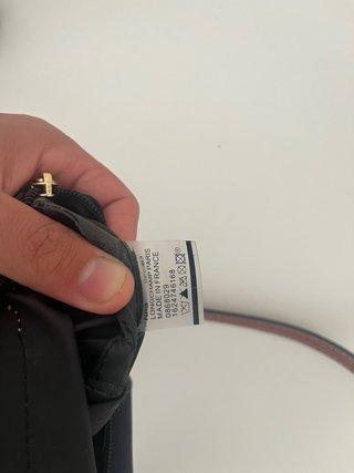 Mala mini Longchamp preta e castanha