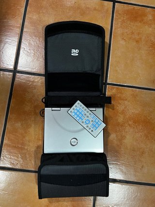 Reproductor DVD Portátil AIRIS con Funda