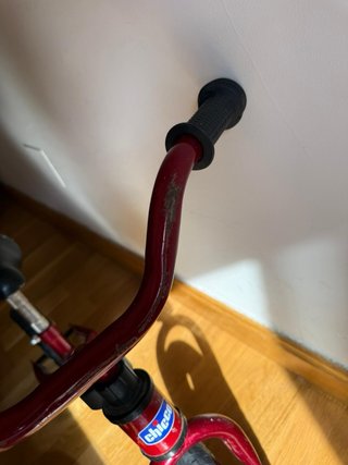 Bicicleta de equilibrio Chicco Roja
