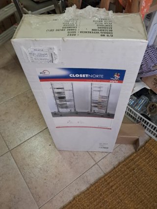 Torre CD/DVD ClosetNorte 96 Unidades