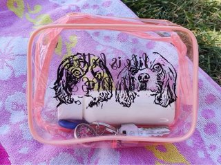 Neceser con estampado personalizado.