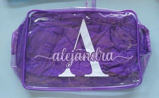 Neceser con estampado personalizado.