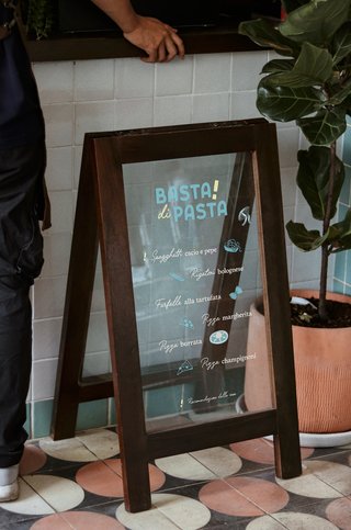 Diseño gráfico para marcas Elche