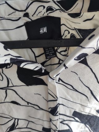 Camisa H&M Estampada Talla M