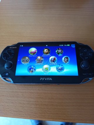 PSVita 1000 OLED Negra + Adaptador SD2Vita
