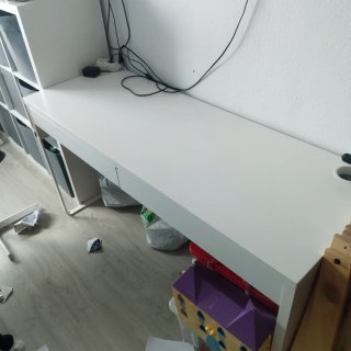 cama+escritorio+silla de escritorio