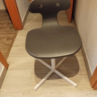cama+escritorio+silla de escritorio