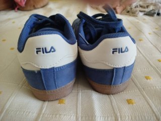 Deportivas Fila Azules y Blancas .Nuevas sin  usar