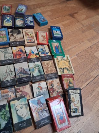 Colección 100 Barajas Tarot y Oráculos