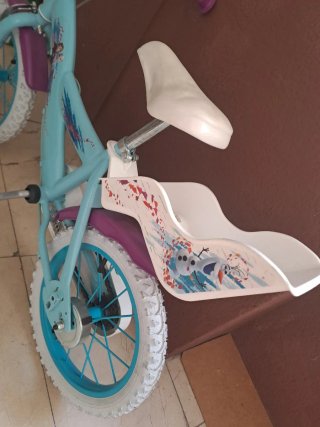 Bicicleta Huffy Frozen 12 con ruedines