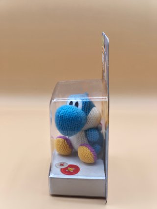 Yoshi Lana Azul Amiibo Nintendo [Precintado]