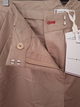 Pantalón Chino Beige Tommy Hilfiger Talla 42