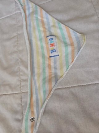 Lote Ropa Bebé: Gorros, Camisetas, Baberos