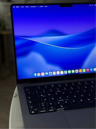MacBook Pro 14 2021 16GB RAM 1TB SSD
