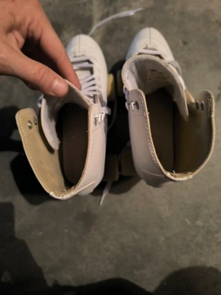 Patines Clásicos Roces Blancos