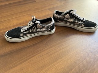 Zapatillas estilo Vans diseño Guernica Picasso