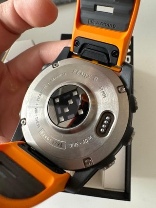Garmin Fenix 8 51mm AMOLED Zafiro Naranja