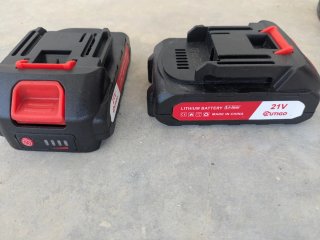 Desbrozadora a batería con accesorios, en garantía