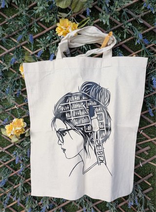 Bolso de tela y neceser con dibujo