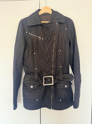 Chaqueta de entretiempo negra