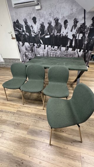 Comedor 4 puestos como nuevo