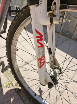 Bicicleta de montaña Qüer AL650 24"