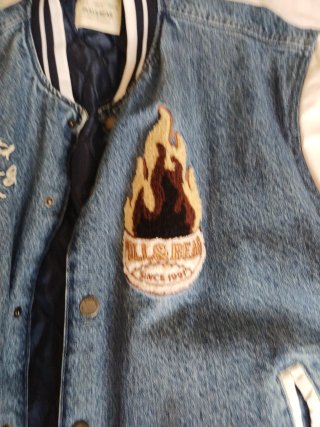 Chaqueta Pull&Bear Denim y Blanca