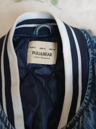 Chaqueta Pull&Bear Denim y Blanca
