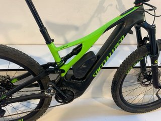 Bicicleta Specialized Turbo Levo Expert 2019