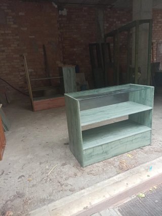 Mueble expositor cristal y madera