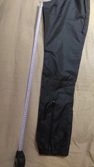Pantalón impermeable trekking Quechua