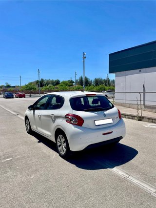 Peugeot 208 full equip 1 año de garantía