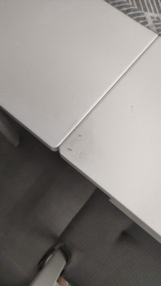 Mesa comedor blanca con 4 sillas