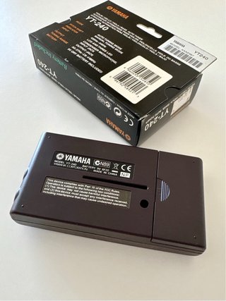Afinador Yamaha YT-240