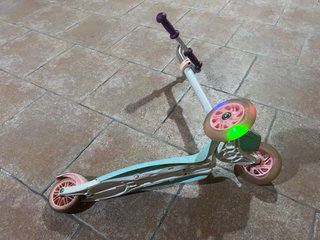 Patinete infantil 3 ruedas con luces