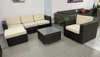 Conjunto de jardín nuevo con mesa - Oferta