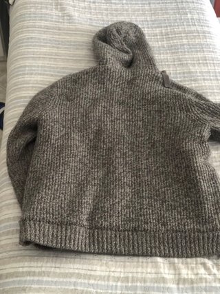 Cardigan grigio con zip