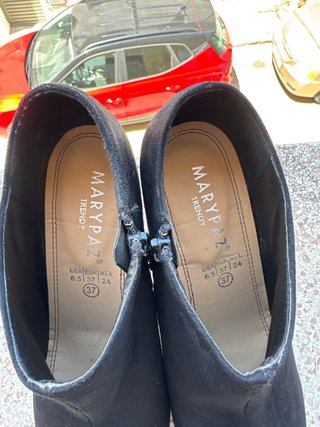 Botines negros de tacón y plataforma
