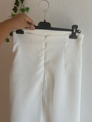Falda larga blanca