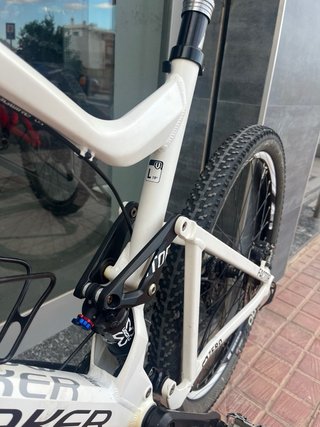 Bicicleta Mondraker Factor Blanca