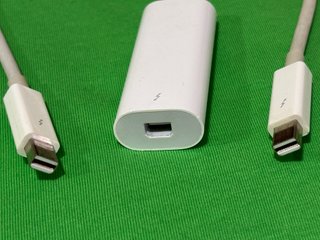Adattatore e Cavo Thunderbolt 3 Apple Originale