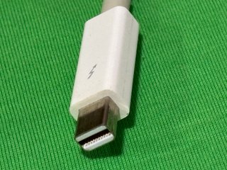 Adattatore e Cavo Thunderbolt 3 Apple Originale