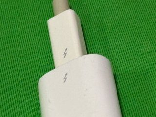 Adattatore e Cavo Thunderbolt 3 Apple Originale