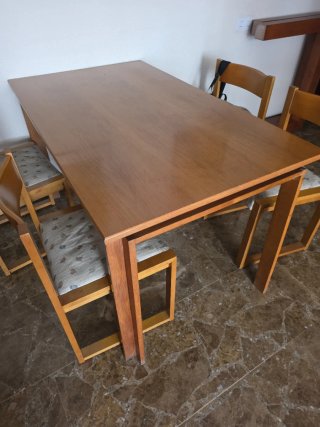 Mesa comedor roble macizo