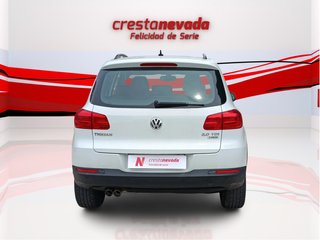 Volkswagen Tiguan DIESEL SÓLO 48000KM!