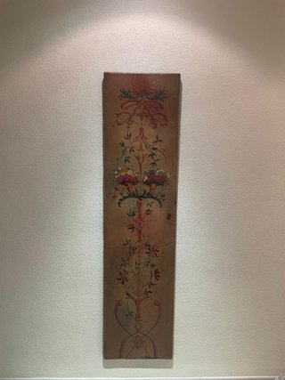 Cuadro de madera artesanal con dibujo de flores